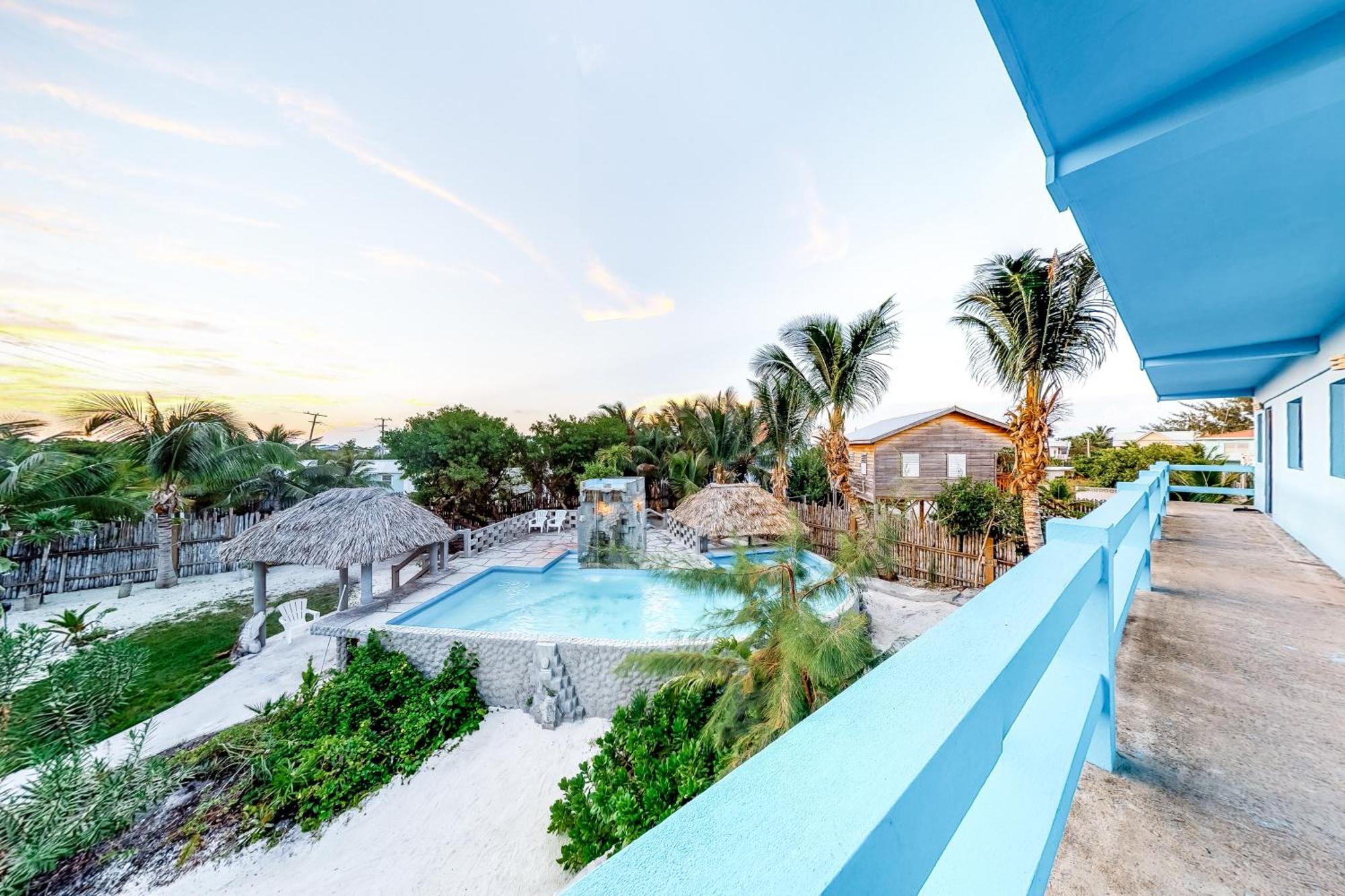 Mayan Falls Caye Caulker Ruang foto