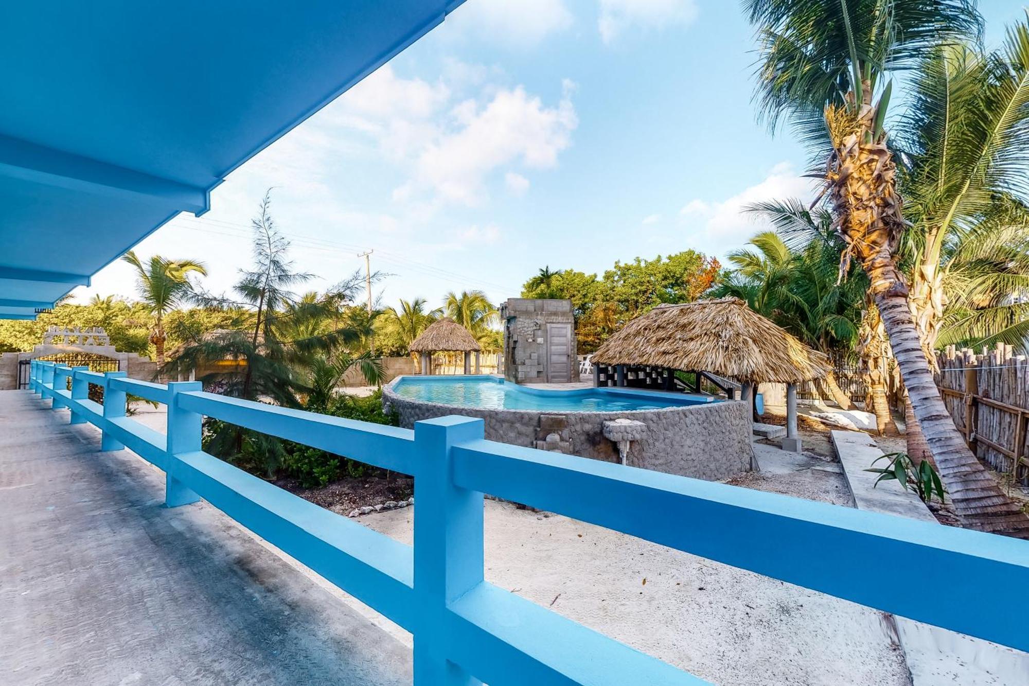 Mayan Falls Caye Caulker Ruang foto