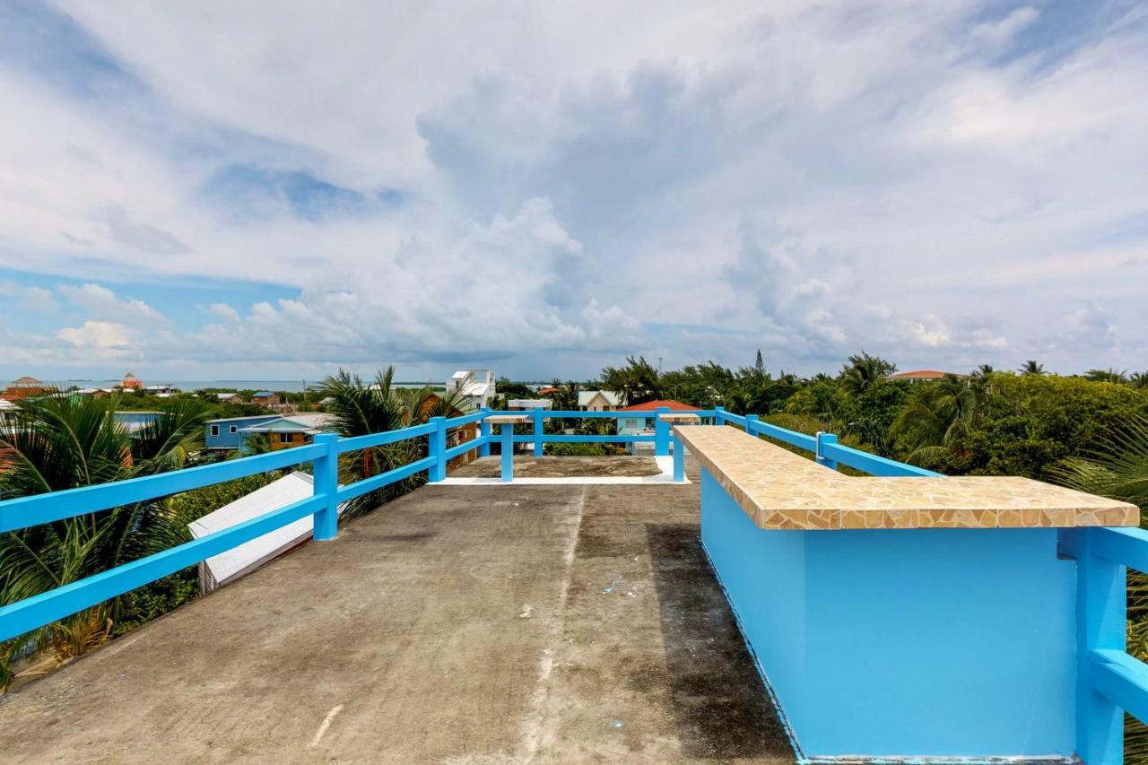 Mayan Falls Caye Caulker Bagian luar foto